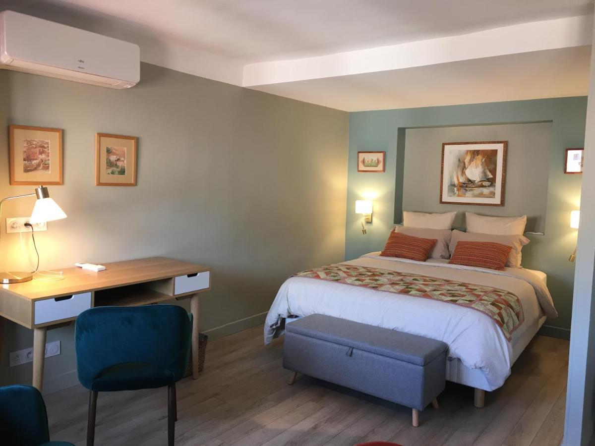 Au Coeur Du Vieux Toulon Au Calme Appartement Renove Climatise Confortable Etage Eleve Avec Ascenseur Proche Parking Et Toutes Commodites Екстериор снимка