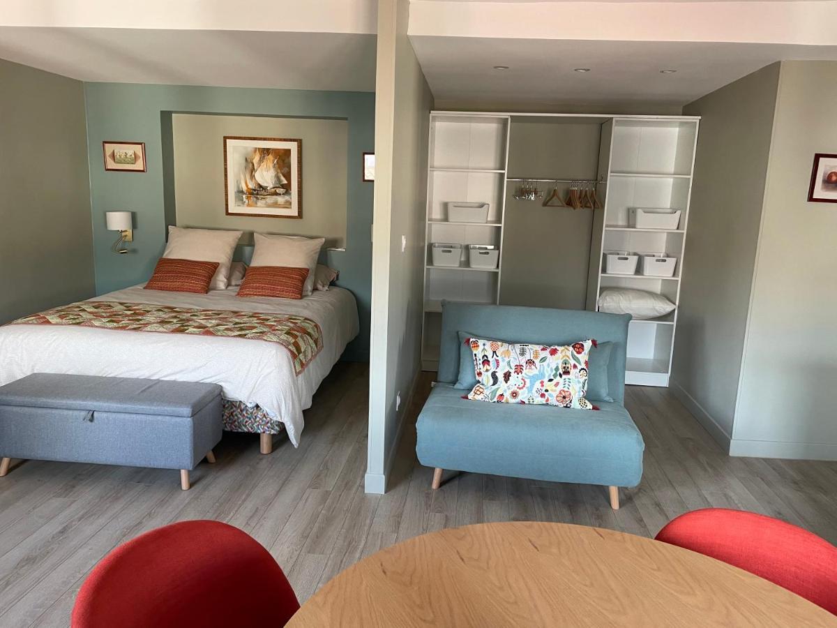 Au Coeur Du Vieux Toulon Au Calme Appartement Renove Climatise Confortable Etage Eleve Avec Ascenseur Proche Parking Et Toutes Commodites Екстериор снимка
