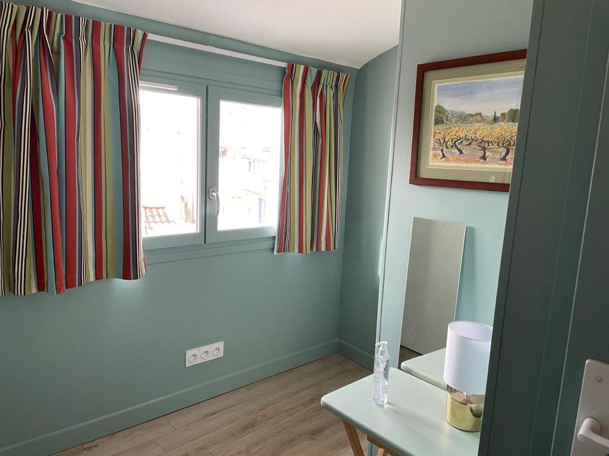 Au Coeur Du Vieux Toulon Au Calme Appartement Renove Climatise Confortable Etage Eleve Avec Ascenseur Proche Parking Et Toutes Commodites Екстериор снимка