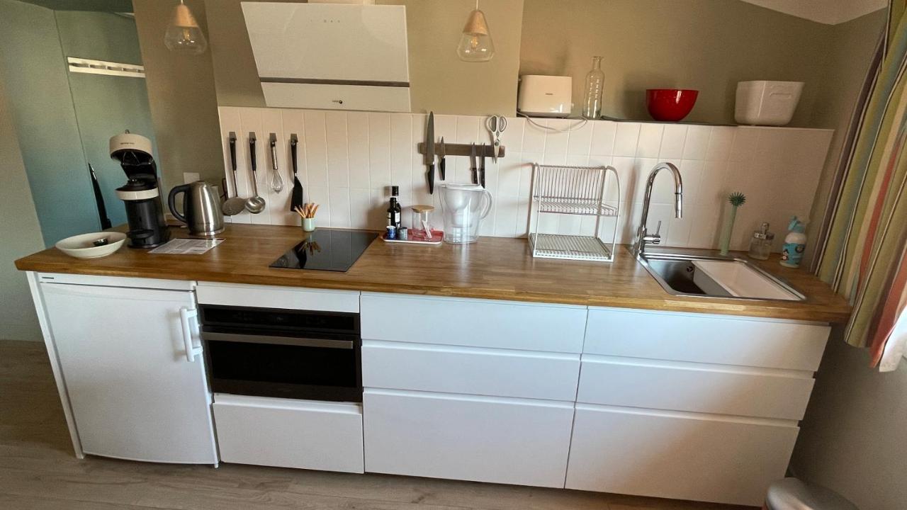 Au Coeur Du Vieux Toulon Au Calme Appartement Renove Climatise Confortable Etage Eleve Avec Ascenseur Proche Parking Et Toutes Commodites Екстериор снимка