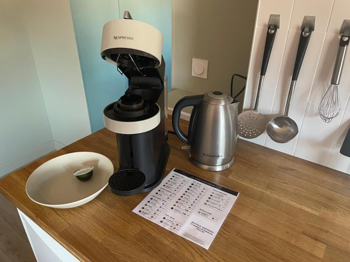 Au Coeur Du Vieux Toulon Au Calme Appartement Renove Climatise Confortable Etage Eleve Avec Ascenseur Proche Parking Et Toutes Commodites Екстериор снимка